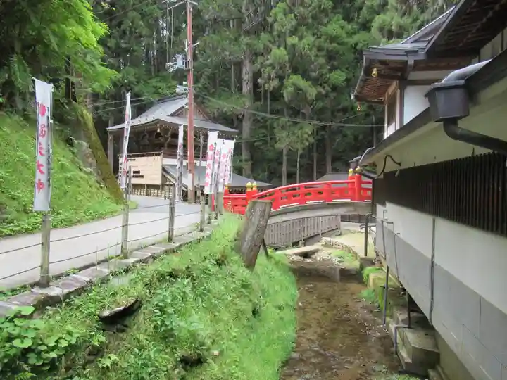 脳天大神龍王院(奈良県)