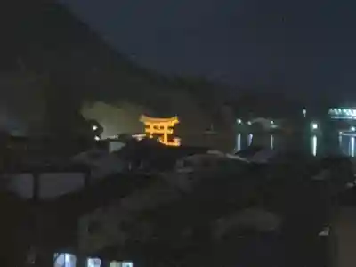 厳島神社の鳥居