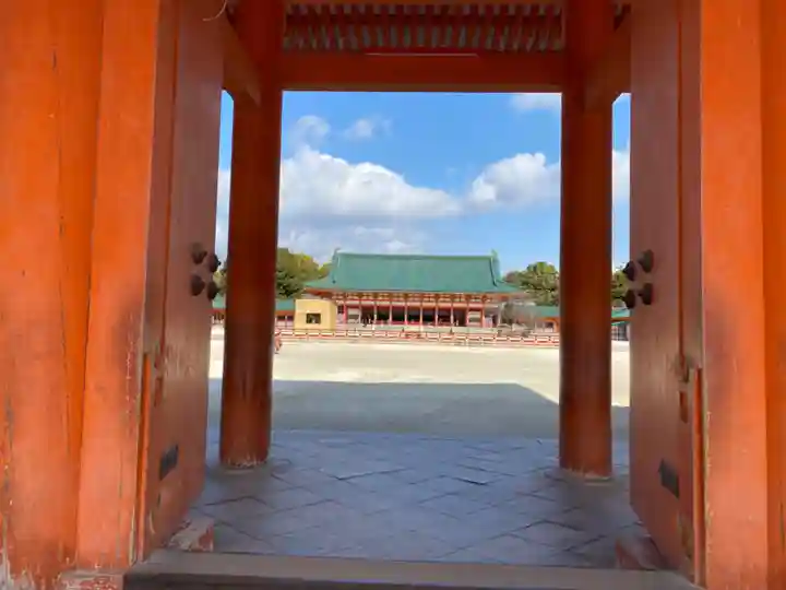 平安神宮の山門・神門