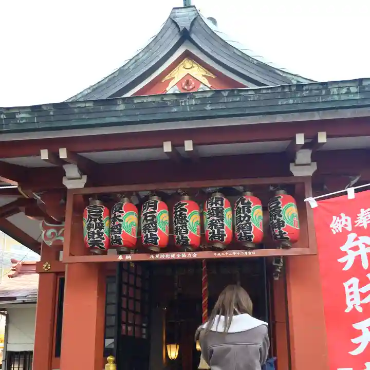 吉原神社の本殿・本堂