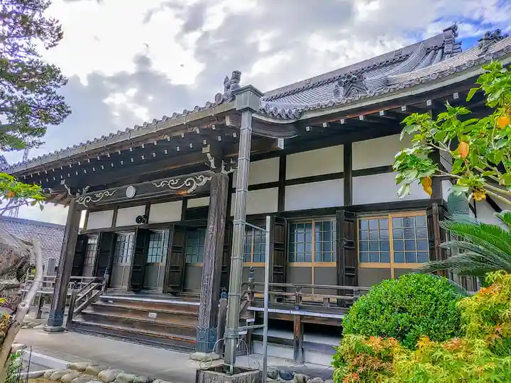 行雲寺の本殿・本堂