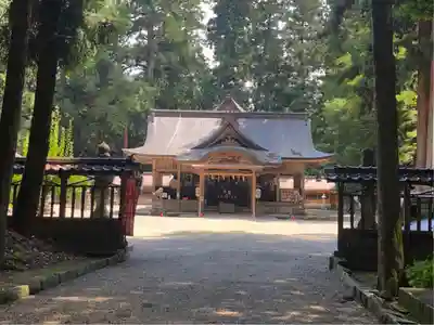 伊和神社の本殿・本堂