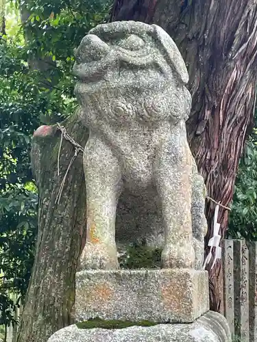 東大野八幡神社の狛犬