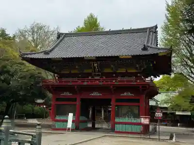根津神社の{uncategorized: "未分類", other: "その他", undefined: "問題あり", building: "その他建物", grave: "お墓", sacred_gate: "鳥居", guardian: "狛犬", statue: "像", buddha: "仏像", history: "歴史", nature: "自然", garden: "庭園", animal: "動物", pagoda: "塔", temizu: "手水舎", mountain_gate: "山門・神門", sanctuary: "本殿・本堂", subordinate: "末社・摂社", art: "芸術", scenery: "景色", jizo: "地蔵", ema: "絵馬", goshuin: "御朱印", omikuji: "おみくじ", items: "授与品その他", amulet: "お守り", goshuincho: "御朱印帳", eats: "食事", festival: "お祭り", votive_dance: "神楽", shichigosan: "七五三参", wedding: "結婚式", experience: "体験その他", initially: "初詣", around: "周辺", anti_infection: "感染症対策"}