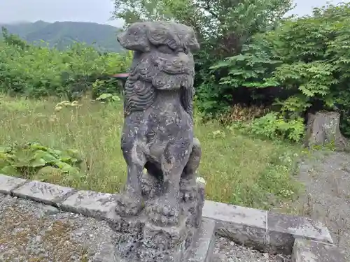 丸瀬布神社の狛犬