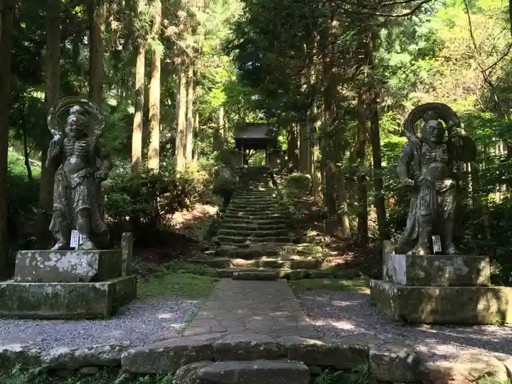 両子寺(大分県)