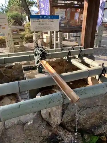 建部大社の手水舎