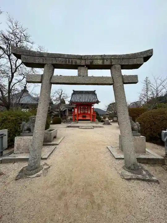 宇賀神社の鳥居