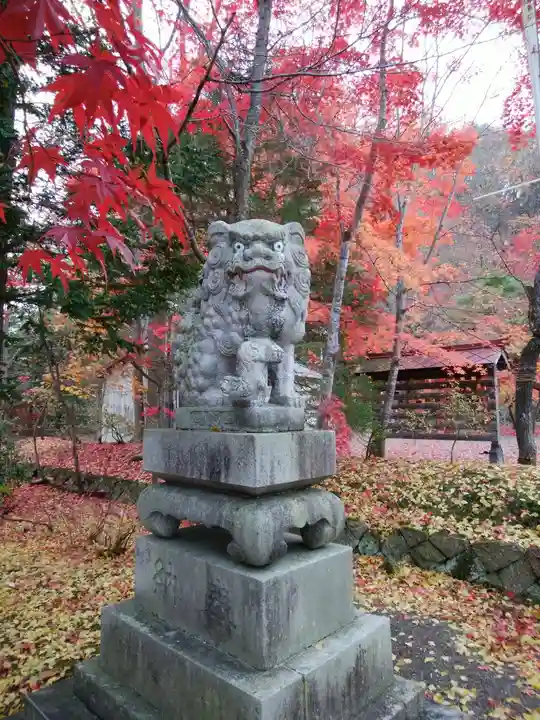 遠軽神社の狛犬