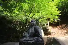 龍雲寺の像