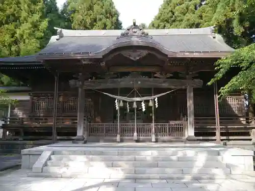 彌高神社の本殿