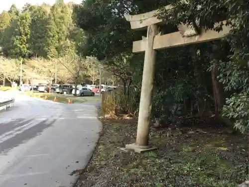 八幡神社の鳥居