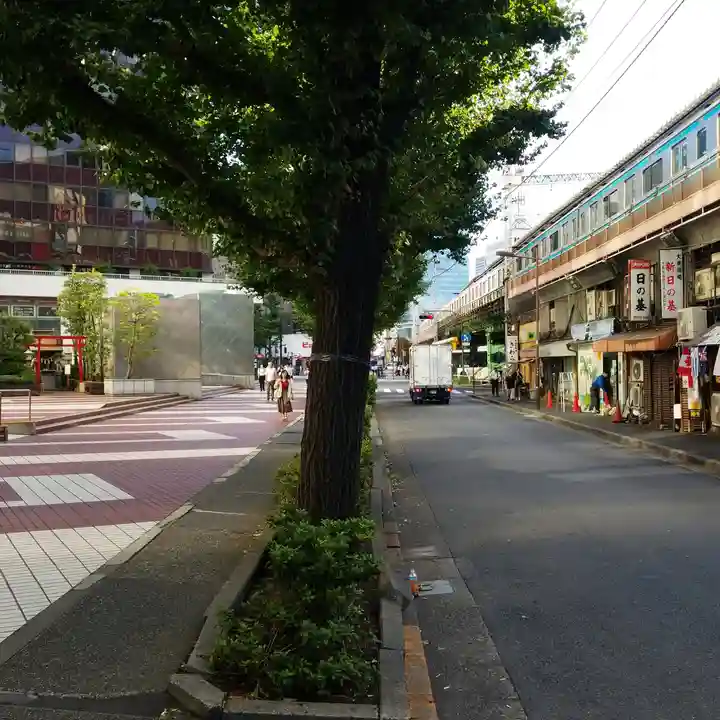 有楽稲荷神社の周辺