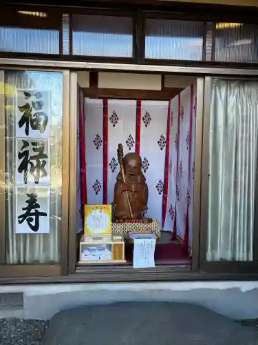 天祖諏訪神社の{uncategorized: "未分類", other: "その他", undefined: "問題あり", building: "その他建物", grave: "お墓", sacred_gate: "鳥居", guardian: "狛犬", statue: "像", buddha: "仏像", history: "歴史", nature: "自然", garden: "庭園", animal: "動物", pagoda: "塔", temizu: "手水舎", mountain_gate: "山門・神門", sanctuary: "本殿・本堂", subordinate: "末社・摂社", art: "芸術", scenery: "景色", jizo: "地蔵", ema: "絵馬", goshuin: "御朱印", omikuji: "おみくじ", items: "授与品その他", amulet: "お守り", goshuincho: "御朱印帳", eats: "食事", festival: "お祭り", votive_dance: "神楽", shichigosan: "七五三参", wedding: "結婚式", experience: "体験その他", initially: "初詣", around: "周辺", anti_infection: "感染症対策"}