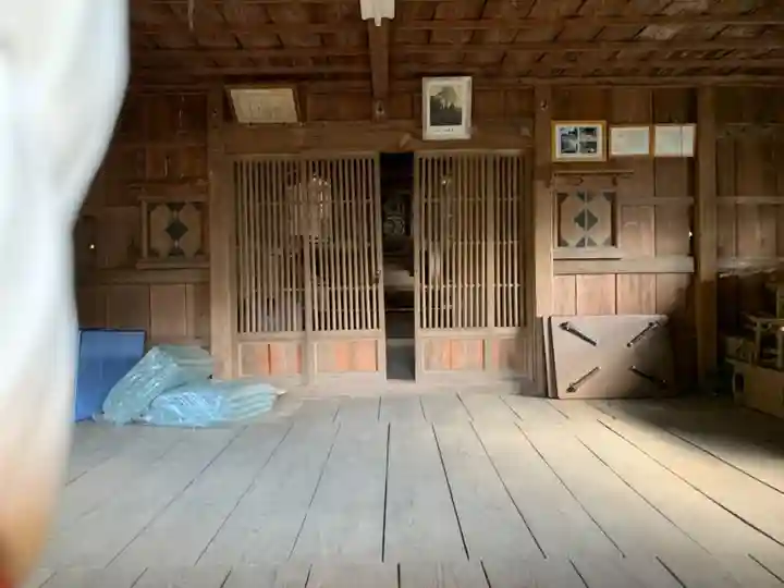 八幡神社の本殿・本堂