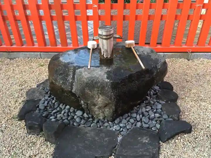 みなと稲荷神社の手水舎