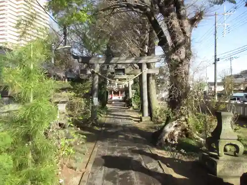 越谷香取神社の鳥居