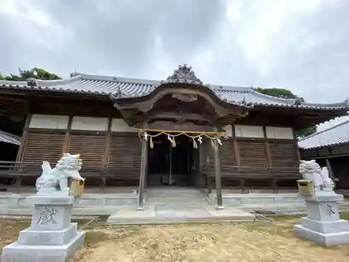 伊勢久留麻神社の本殿・本堂