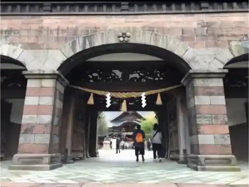 尾山神社の山門・神門