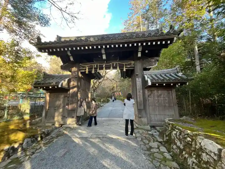 赤山禅院の{uncategorized: "未分類", other: "その他", undefined: "問題あり", building: "その他建物", grave: "お墓", sacred_gate: "鳥居", guardian: "狛犬", statue: "像", buddha: "仏像", history: "歴史", nature: "自然", garden: "庭園", animal: "動物", pagoda: "塔", temizu: "手水舎", mountain_gate: "山門・神門", sanctuary: "本殿・本堂", subordinate: "末社・摂社", art: "芸術", scenery: "景色", jizo: "地蔵", ema: "絵馬", goshuin: "御朱印", omikuji: "おみくじ", items: "授与品その他", amulet: "お守り", goshuincho: "御朱印帳", eats: "食事", festival: "お祭り", votive_dance: "神楽", shichigosan: "七五三参", wedding: "結婚式", experience: "体験その他", initially: "初詣", around: "周辺", anti_infection: "感染症対策"}