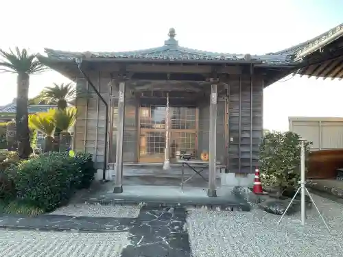 最勝寺の{uncategorized: "未分類", other: "その他", undefined: "問題あり", building: "その他建物", grave: "お墓", sacred_gate: "鳥居", guardian: "狛犬", statue: "像", buddha: "仏像", history: "歴史", nature: "自然", garden: "庭園", animal: "動物", pagoda: "塔", temizu: "手水舎", mountain_gate: "山門・神門", sanctuary: "本殿・本堂", subordinate: "末社・摂社", art: "芸術", scenery: "景色", jizo: "地蔵", ema: "絵馬", goshuin: "御朱印", omikuji: "おみくじ", items: "授与品その他", amulet: "お守り", goshuincho: "御朱印帳", eats: "食事", festival: "お祭り", votive_dance: "神楽", shichigosan: "七五三参", wedding: "結婚式", experience: "体験その他", initially: "初詣", around: "周辺", anti_infection: "感染症対策"}