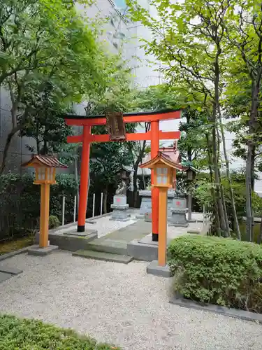 日新稲荷神社(東京都)