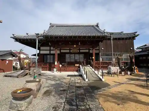 宣隆寺の{uncategorized: "未分類", other: "その他", undefined: "問題あり", building: "その他建物", grave: "お墓", sacred_gate: "鳥居", guardian: "狛犬", statue: "像", buddha: "仏像", history: "歴史", nature: "自然", garden: "庭園", animal: "動物", pagoda: "塔", temizu: "手水舎", mountain_gate: "山門・神門", sanctuary: "本殿・本堂", subordinate: "末社・摂社", art: "芸術", scenery: "景色", jizo: "地蔵", ema: "絵馬", goshuin: "御朱印", omikuji: "おみくじ", items: "授与品その他", amulet: "お守り", goshuincho: "御朱印帳", eats: "食事", festival: "お祭り", votive_dance: "神楽", shichigosan: "七五三参", wedding: "結婚式", experience: "体験その他", initially: "初詣", around: "周辺", anti_infection: "感染症対策"}
