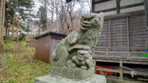 住三吉神社の狛犬