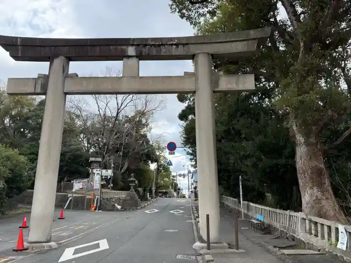 枚岡神社の{uncategorized: "未分類", other: "その他", undefined: "問題あり", building: "その他建物", grave: "お墓", sacred_gate: "鳥居", guardian: "狛犬", statue: "像", buddha: "仏像", history: "歴史", nature: "自然", garden: "庭園", animal: "動物", pagoda: "塔", temizu: "手水舎", mountain_gate: "山門・神門", sanctuary: "本殿・本堂", subordinate: "末社・摂社", art: "芸術", scenery: "景色", jizo: "地蔵", ema: "絵馬", goshuin: "御朱印", omikuji: "おみくじ", items: "授与品その他", amulet: "お守り", goshuincho: "御朱印帳", eats: "食事", festival: "お祭り", votive_dance: "神楽", shichigosan: "七五三参", wedding: "結婚式", experience: "体験その他", initially: "初詣", around: "周辺", anti_infection: "感染症対策"}