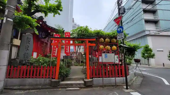 装束稲荷神社(王子稲荷神社境外摂社)の鳥居