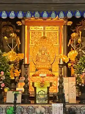 護国之寺の本殿・本堂