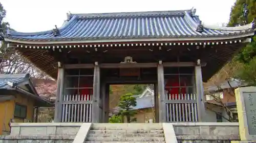 新大佛寺の山門