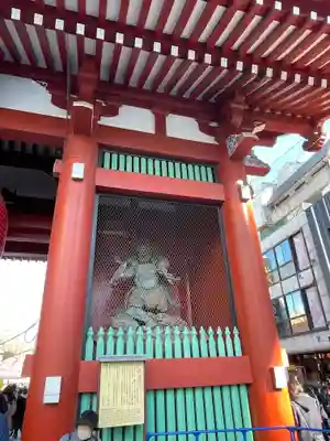 浅草寺の像