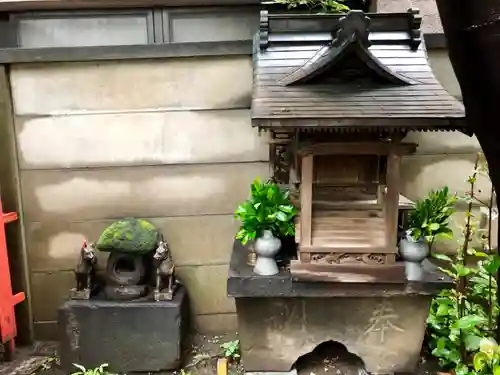 銀杏岡八幡神社の末社