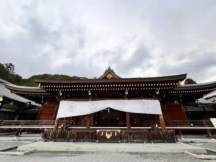 大神神社の{uncategorized: "未分類", other: "その他", undefined: "問題あり", building: "その他建物", grave: "お墓", sacred_gate: "鳥居", guardian: "狛犬", statue: "像", buddha: "仏像", history: "歴史", nature: "自然", garden: "庭園", animal: "動物", pagoda: "塔", temizu: "手水舎", mountain_gate: "山門・神門", sanctuary: "本殿・本堂", subordinate: "末社・摂社", art: "芸術", scenery: "景色", jizo: "地蔵", ema: "絵馬", goshuin: "御朱印", omikuji: "おみくじ", items: "授与品その他", amulet: "お守り", goshuincho: "御朱印帳", eats: "食事", festival: "お祭り", votive_dance: "神楽", shichigosan: "七五三参", wedding: "結婚式", experience: "体験その他", initially: "初詣", around: "周辺", anti_infection: "感染症対策"}