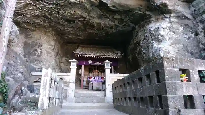 妙法山養老寺の本殿・本堂