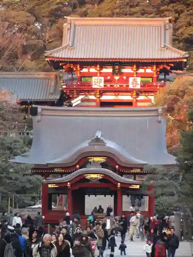 鶴岡八幡宮の山門・神門