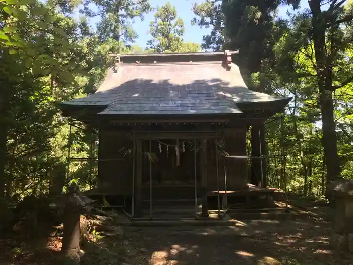 八幡神社の本殿