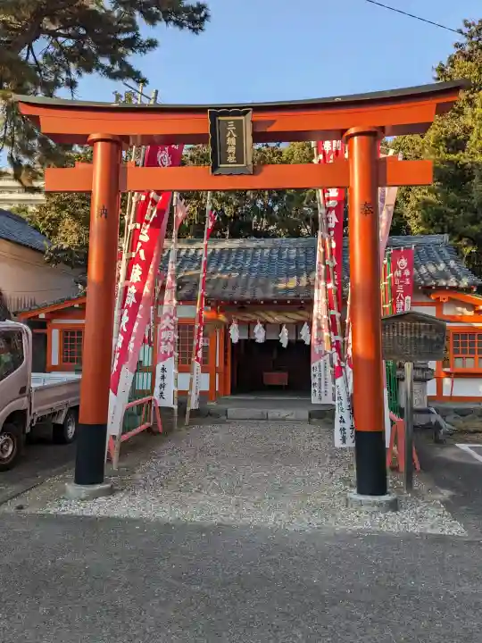 真清田神社の{uncategorized: "未分類", other: "その他", undefined: "問題あり", building: "その他建物", grave: "お墓", sacred_gate: "鳥居", guardian: "狛犬", statue: "像", buddha: "仏像", history: "歴史", nature: "自然", garden: "庭園", animal: "動物", pagoda: "塔", temizu: "手水舎", mountain_gate: "山門・神門", sanctuary: "本殿・本堂", subordinate: "末社・摂社", art: "芸術", scenery: "景色", jizo: "地蔵", ema: "絵馬", goshuin: "御朱印", omikuji: "おみくじ", items: "授与品その他", amulet: "お守り", goshuincho: "御朱印帳", eats: "食事", festival: "お祭り", votive_dance: "神楽", shichigosan: "七五三参", wedding: "結婚式", experience: "体験その他", initially: "初詣", around: "周辺", anti_infection: "感染症対策"}
