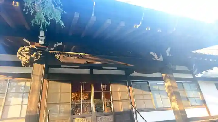 妙隆寺の本殿・本堂