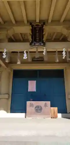 白髭神社の本殿・本堂