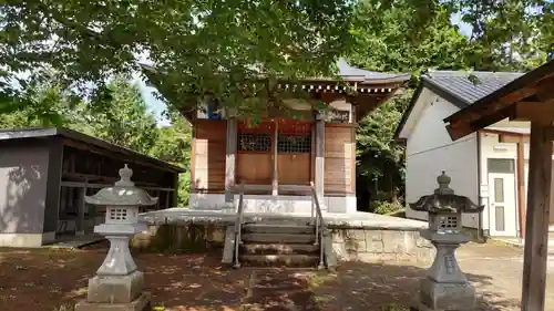 姫宮神社の本殿