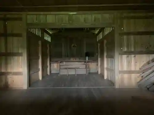 若一神社の本殿・本堂