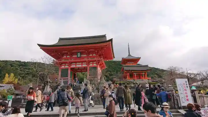 清水寺の山門・神門