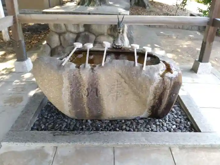 都波岐奈加等神社の手水舎