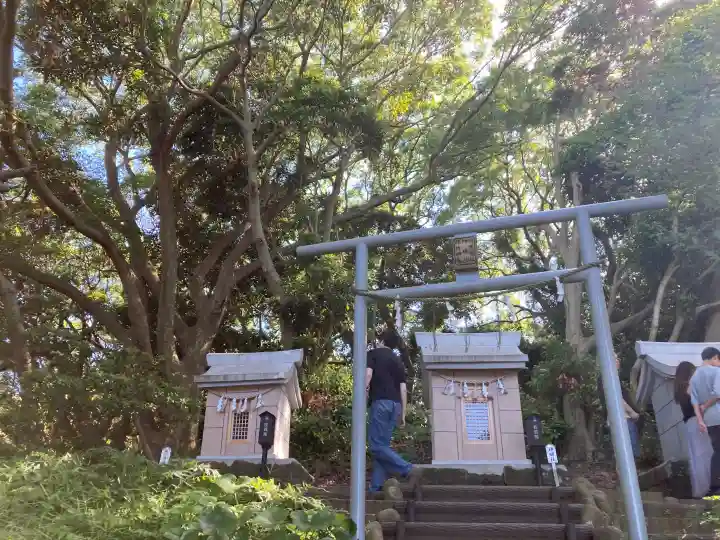 走水神社の{uncategorized: "未分類", other: "その他", undefined: "問題あり", building: "その他建物", grave: "お墓", sacred_gate: "鳥居", guardian: "狛犬", statue: "像", buddha: "仏像", history: "歴史", nature: "自然", garden: "庭園", animal: "動物", pagoda: "塔", temizu: "手水舎", mountain_gate: "山門・神門", sanctuary: "本殿・本堂", subordinate: "末社・摂社", art: "芸術", scenery: "景色", jizo: "地蔵", ema: "絵馬", goshuin: "御朱印", omikuji: "おみくじ", items: "授与品その他", amulet: "お守り", goshuincho: "御朱印帳", eats: "食事", festival: "お祭り", votive_dance: "神楽", shichigosan: "七五三参", wedding: "結婚式", experience: "体験その他", initially: "初詣", around: "周辺", anti_infection: "感染症対策"}