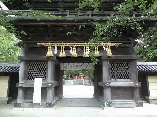 香椎宮の山門・神門