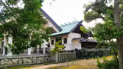 神明社・熱田社・白山社合殿の本殿・本堂