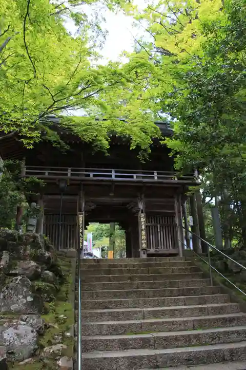 大窪寺の山門・神門