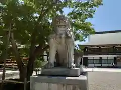 寒川神社の狛犬